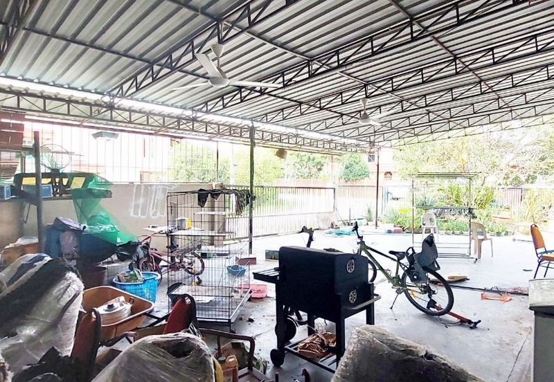 Taman Lembah Keramat AU5