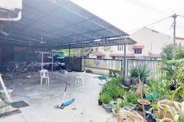 Taman Lembah Keramat AU5