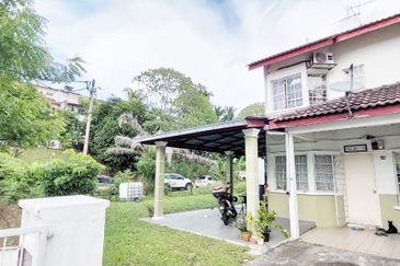 Bolton Industrial Park