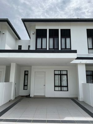 RENOVATED 2 Storey Terrace House Graham Type C Eco Grandeur, Puncak ...