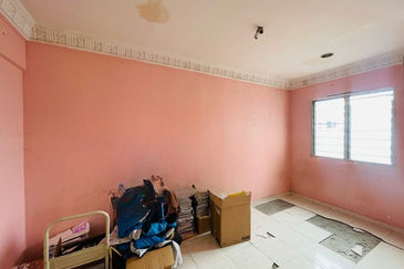 Aman Putra Apartment