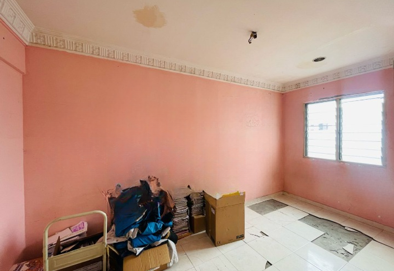 Aman Putra Apartment