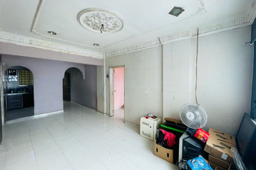 Aman Putra Apartment