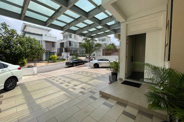 Jalan Pengaturcara U1/51 