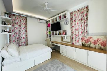 Jalan Pengaturcara U1/51 