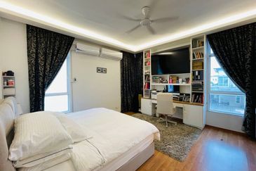 Jalan Pengaturcara U1/51 