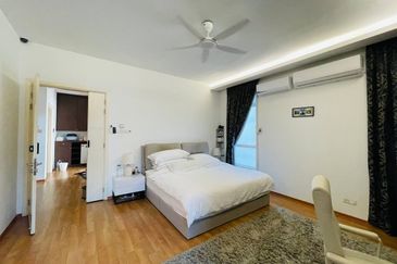 Jalan Pengaturcara U1/51 