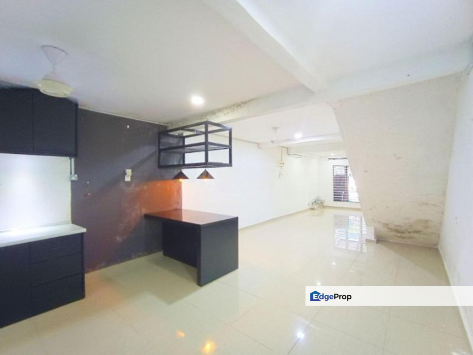 Open Facing Renovated 2 Storey Terrace Taman Permata Melawati, KL, Selangor, Gombak