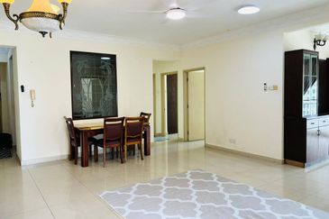 Royal Domain Sri Putramas II