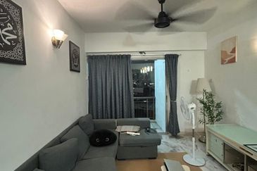 Sri Damansara Courts