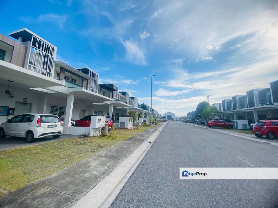Gated and Guarded CasaView @ Cybersouth, Cyberjaya For Sale, Selangor, Cyberjaya
