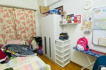 Pangsapuri Jenderam Indah