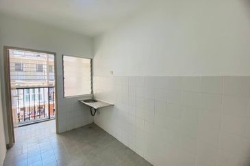 Villa Court @ Goodview Height