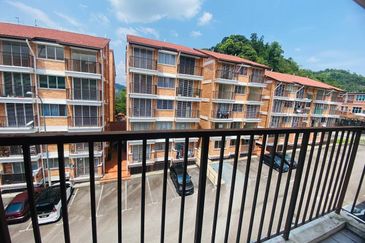 Villa Court @ Goodview Height