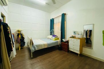 Taman Desa Baiduri Aman