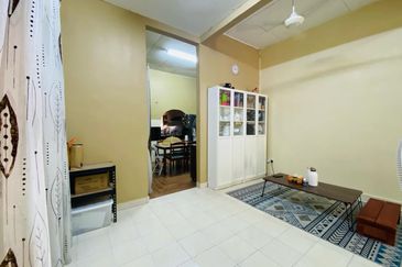 Taman Desa Baiduri Aman