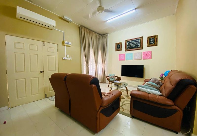 Taman Desa Baiduri Aman