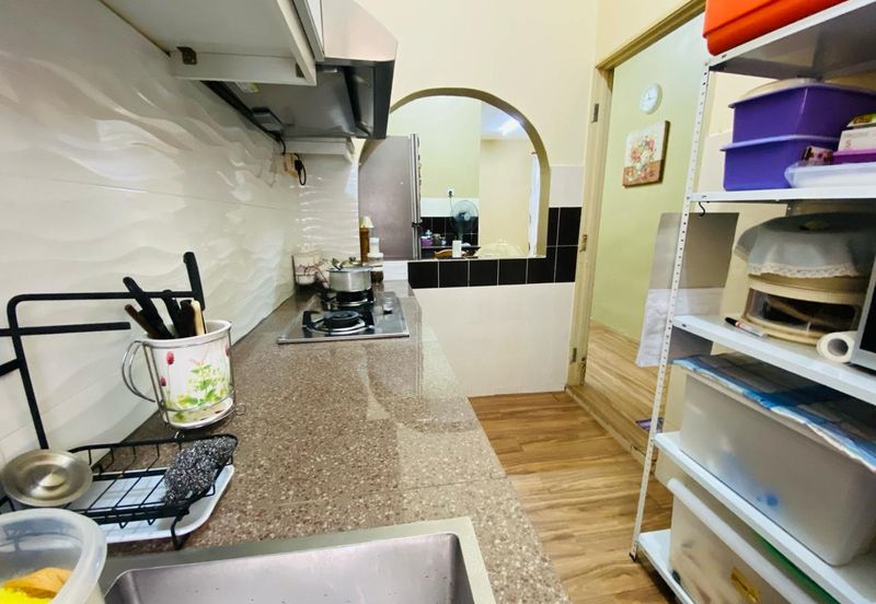 Taman Desa Baiduri Aman