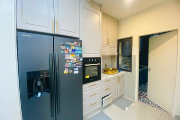 Crescent Park Townvilla