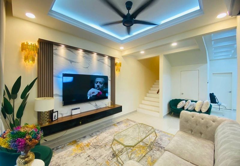 Crescent Park Townvilla