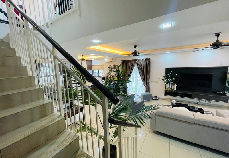 Fusca (Erythrina Series), Setia Alam