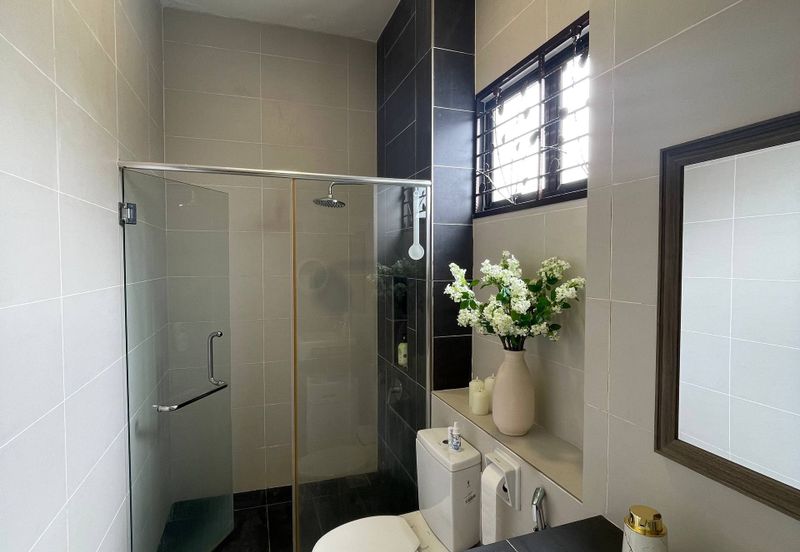 Fusca (Erythrina Series), Setia Alam