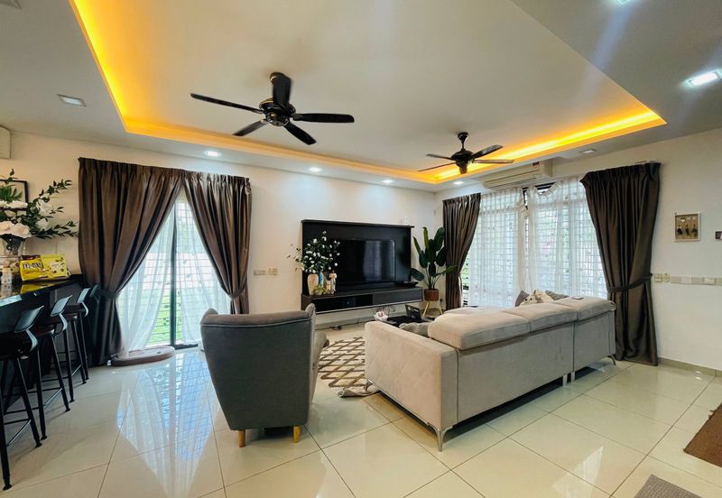 Fusca (Erythrina Series), Setia Alam