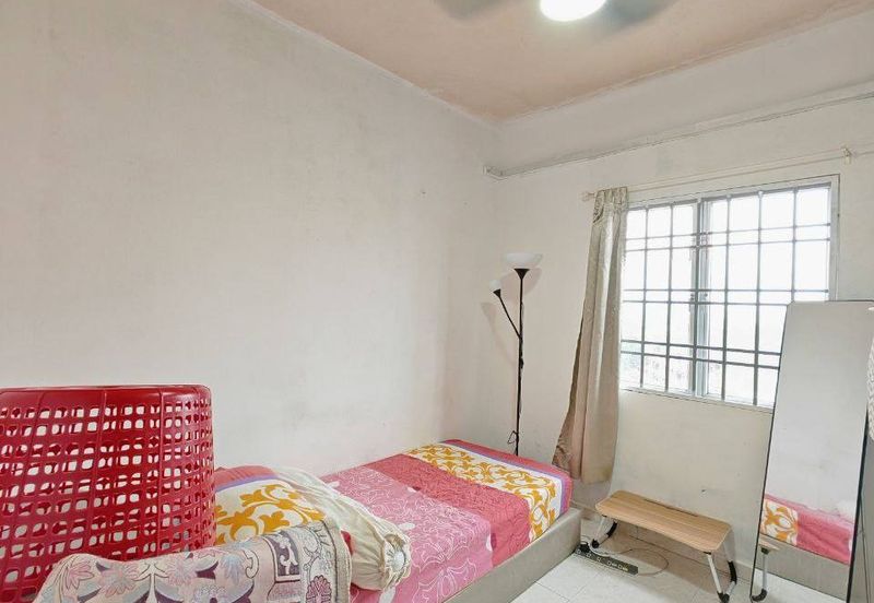 Angsana Apartment @ Taman Raintree