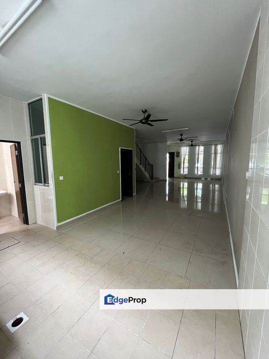 Freehold 3 Sty Bangi Avenue Seksyen 7 For Sale, Selangor, Kajang