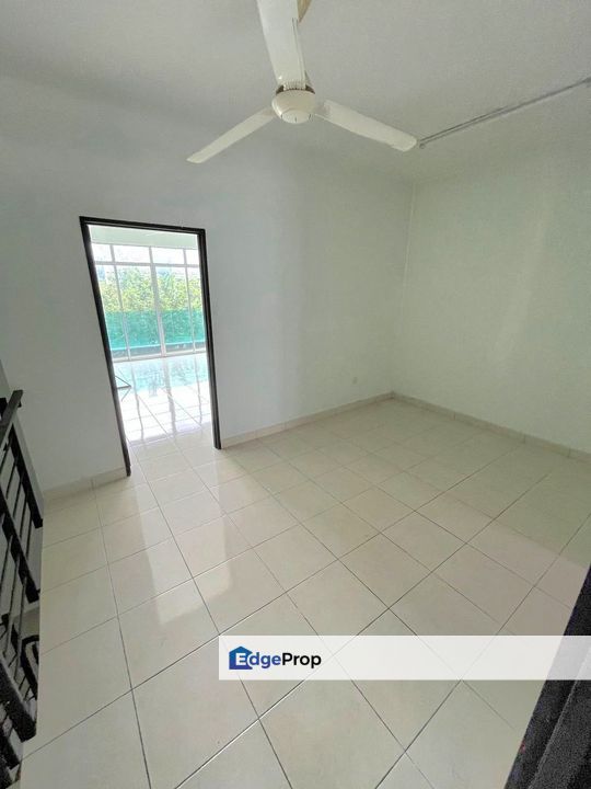 Freehold 3 Sty Bangi Avenue Seksyen 7 For Sale, Selangor, Kajang