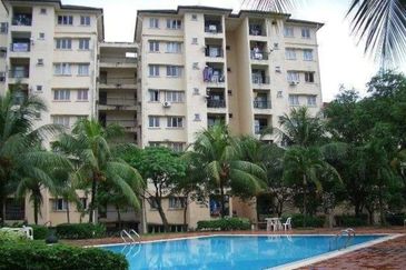 Sri Damansara Courts