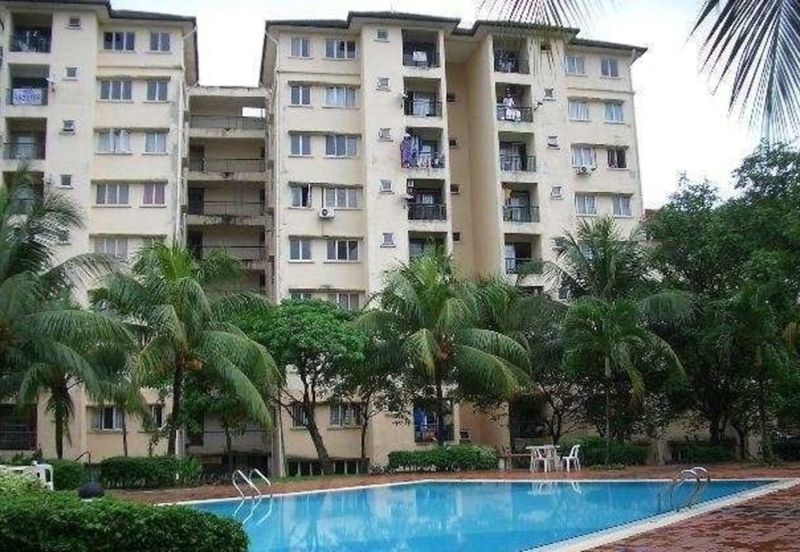 Sri Damansara Courts