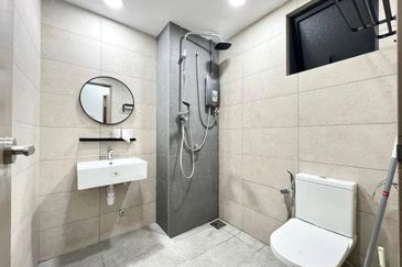 The Trees, Bukit Lanjan