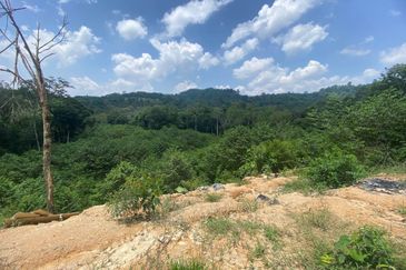 Kampung Sungai Pening