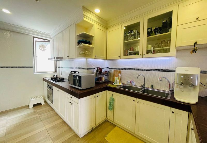 Ara Hill Condominium