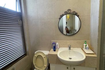 Ara Hill Condominium