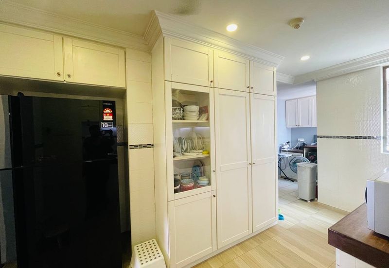 Ara Hill Condominium