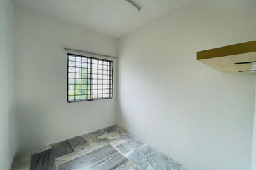 Astana Alam Apartment