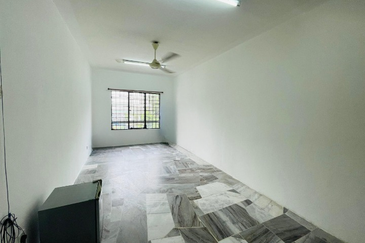 Astana Alam Apartment