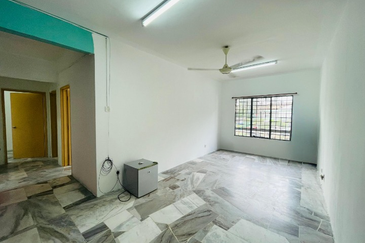 Astana Alam Apartment