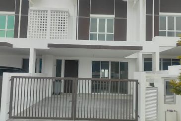 Dayana @Nilai Impian