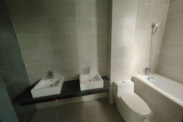 Taman Berlian Tropika