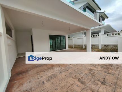 3 Storey Semi-D TAMAN BERLIAN TROPIKA ,SEREMBAN, NEGERI SEMBILAN  For Sale, Negeri Sembilan, Seremban