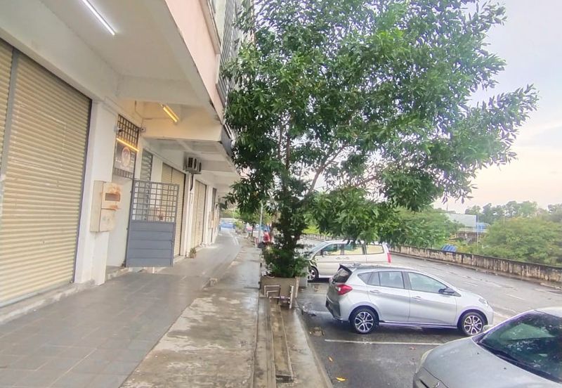 Jalan Tok Ungku, Rahang