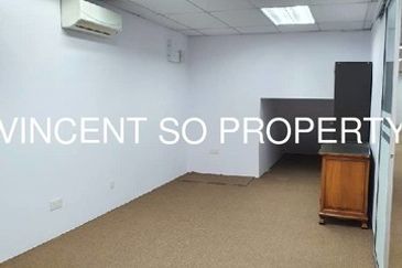 SETIA TAIPAN 1-FIRST FLR SHOPLOT FACING MAIN ROAD FOR RENT (PARTIAL FURNISHED)-RM3500