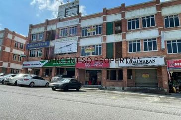 Jalan Pulau Lumut Q U10/Q @ Alam Budiman