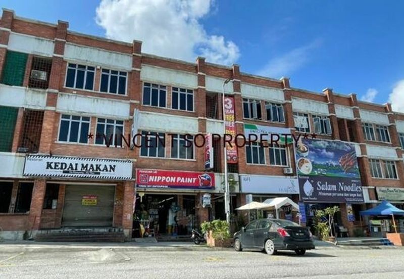Jalan Pulau Lumut Q U10/Q @ Alam Budiman