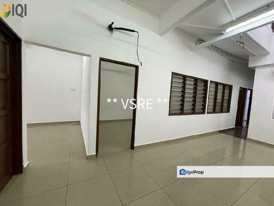 [SUPER LIMITED / PRIME LOCATION] Taman Berkeley Renovated Single Storey Terrace For Sale, Selangor, Klang