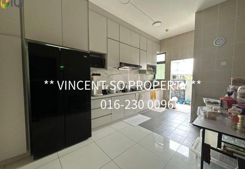 BANDAR BUKIT RAJA NAFIRI DOUBLE STOREY END LOT FOR SALE