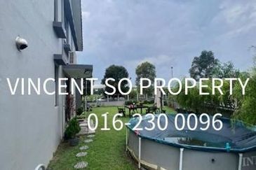 BANDAR BUKIT RAJA NAFIRI DOUBLE STOREY END LOT FOR SALE